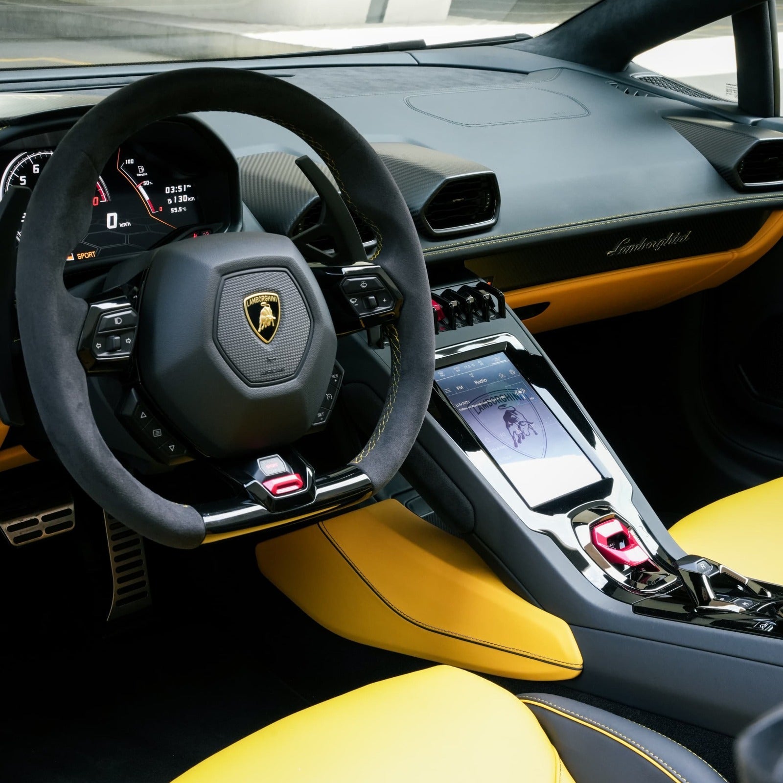 Lamborghini Huracan Evo Spyder Dashboard