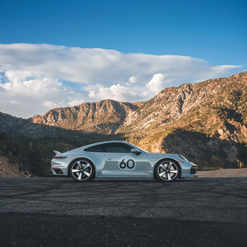 Porsche 911 Turbo S Side View