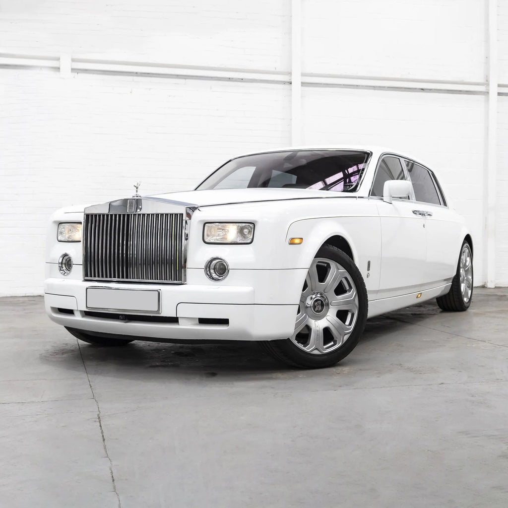 White Rolls-Royce Phantom EWB 