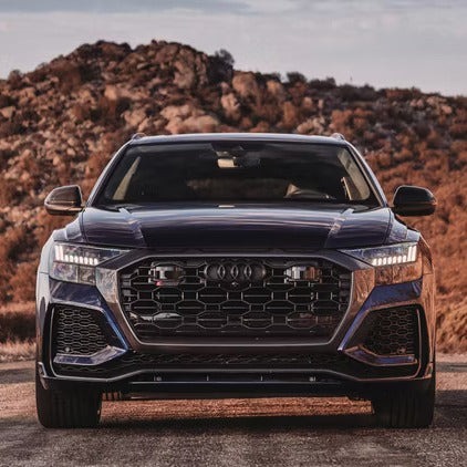arenda-audi-rs-q8-peredniy-vid-dubai-rental