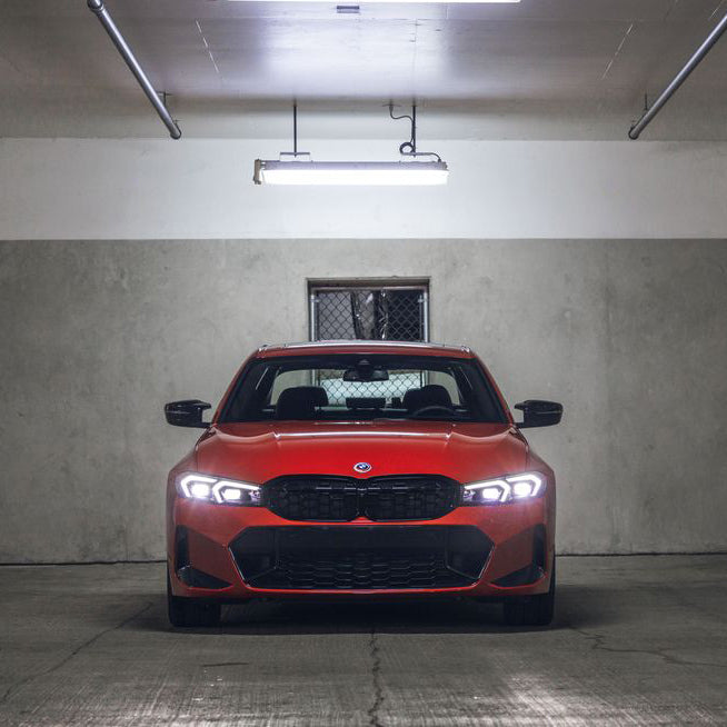 arenda-bmw-3-series-peredniy-vid-dubai-rental