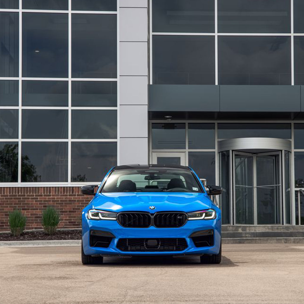 arenda-bmw-m5-competition-peredniy-vid-dubai-rental