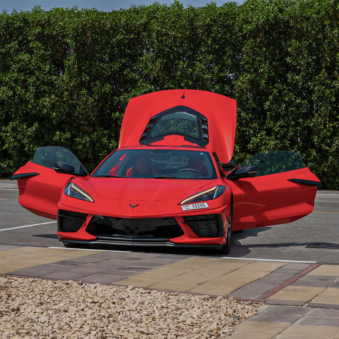 arenda-chevrolet-corvette-peredniy-vid-dubai-rental