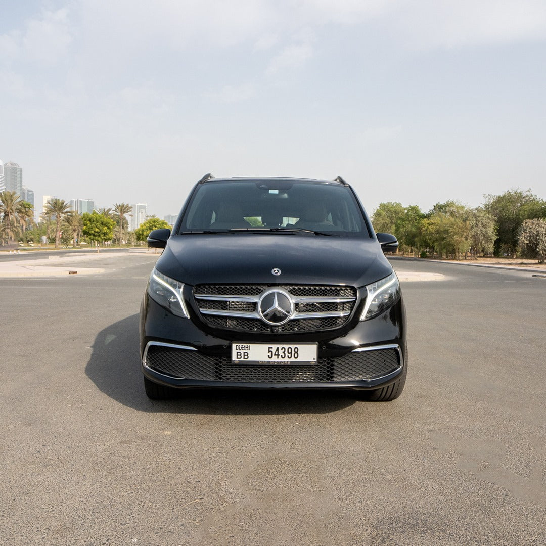 arenda-mercedes-v250-peredniy-vid-dubai-rental