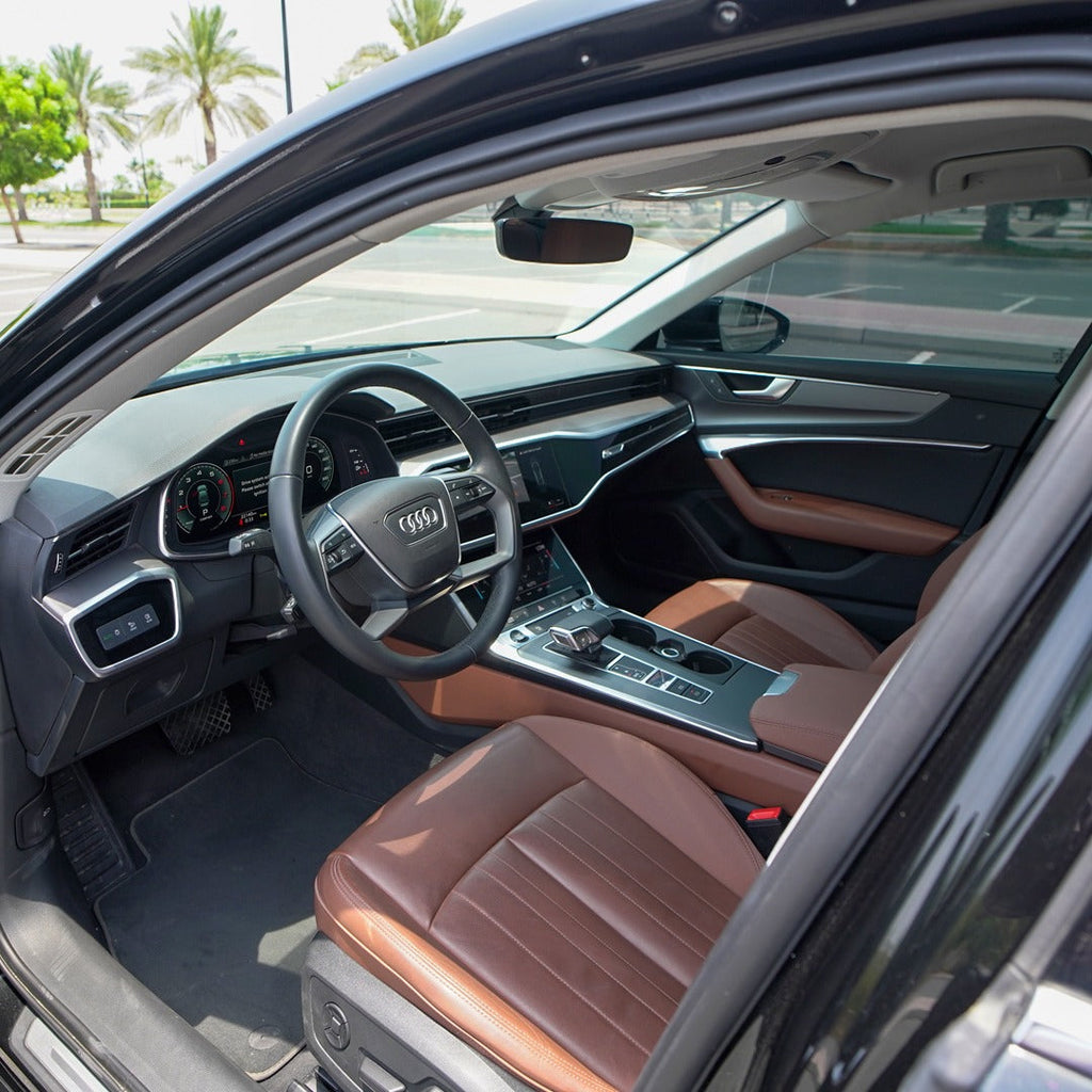audi-a6-rulevoe-upravlenie-dubai-rental