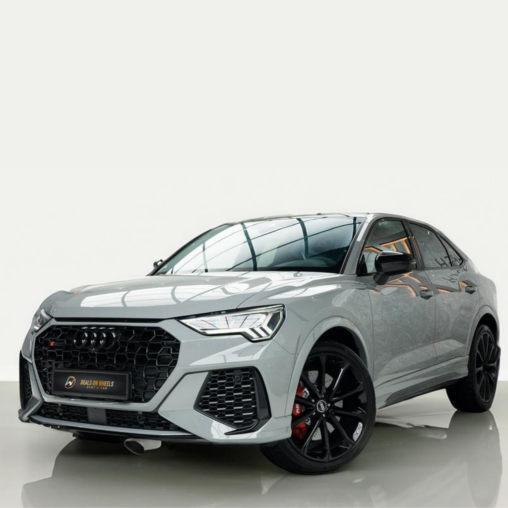 audi-rs-q3-na-ulitsah-dubaya-rental