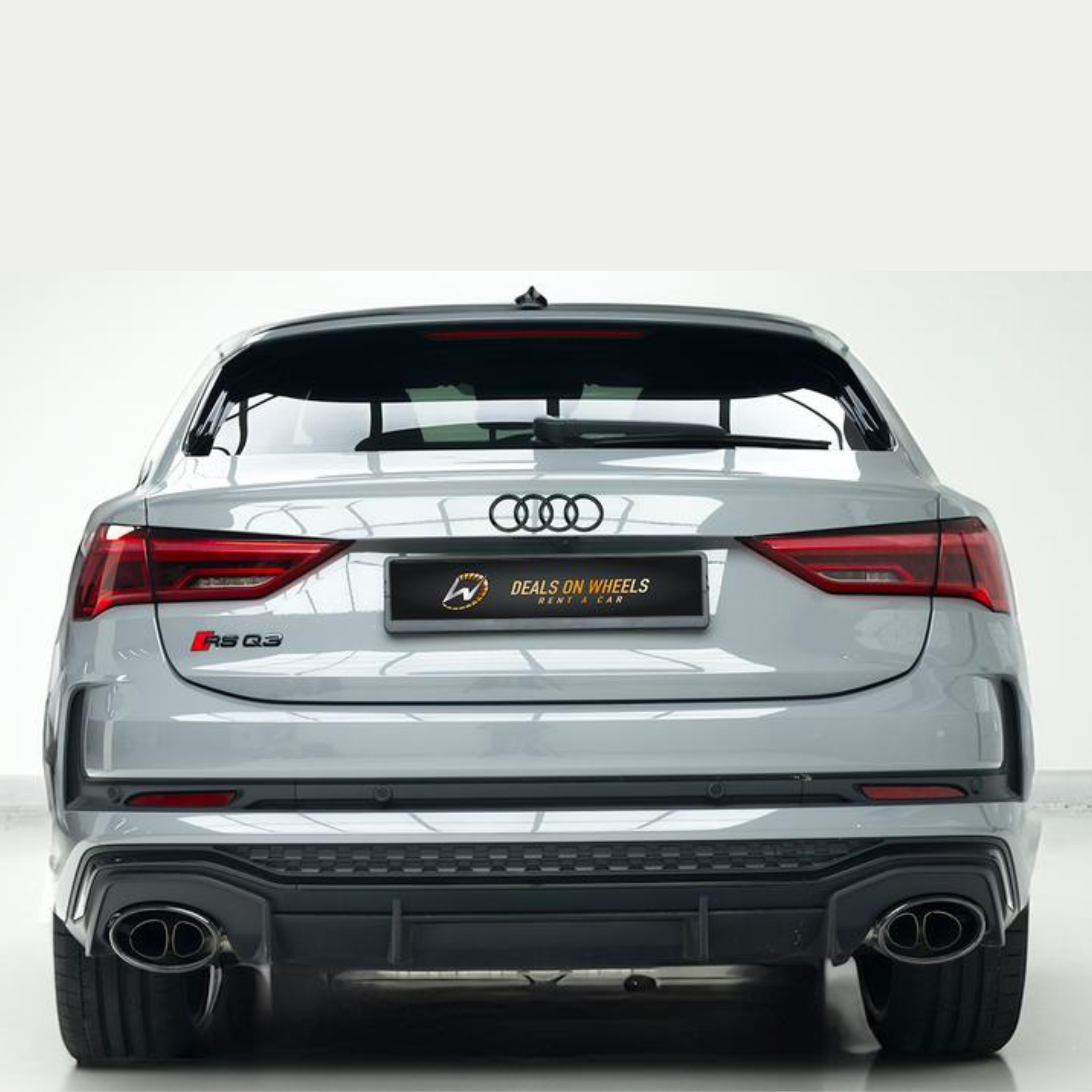 audi-rs-q3-zadniy-vid-dubai-rental
