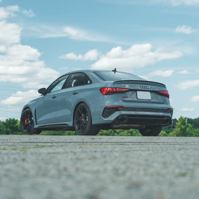 audi-rs3-zadniy-vid-dubai-rental