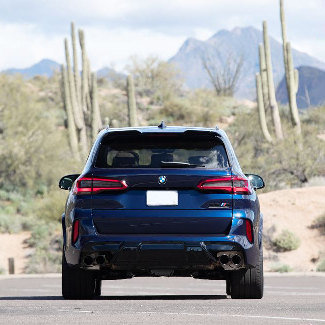 bmw-x5m-zadniy-vid-dubai-rental