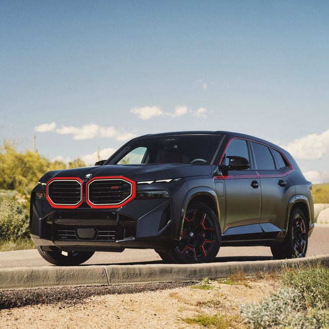 bmw-xm-na-ulitsah-dubaya-rental