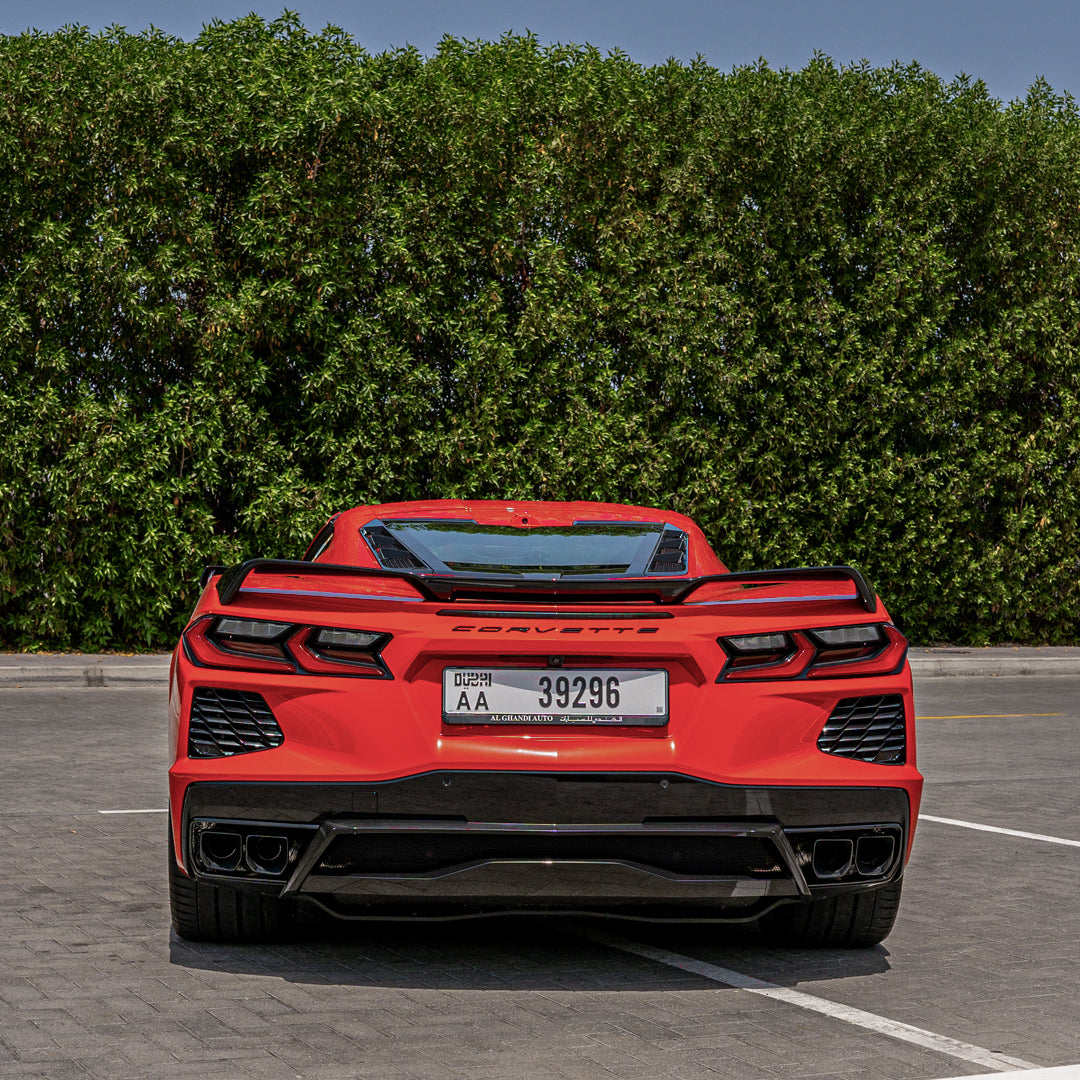 chevrolet-corvette-zadniy-vid-dubai-rental