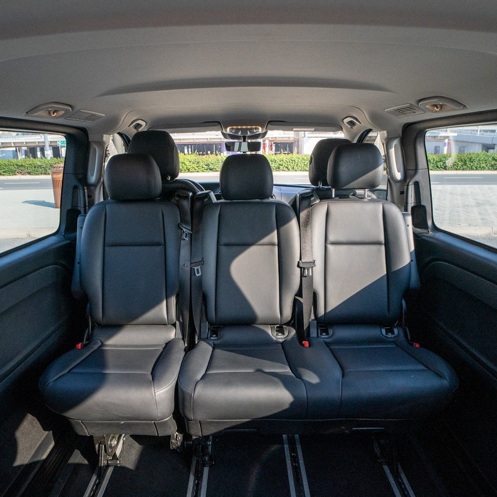 detali-interera-mercedes-vito-dubai-rental