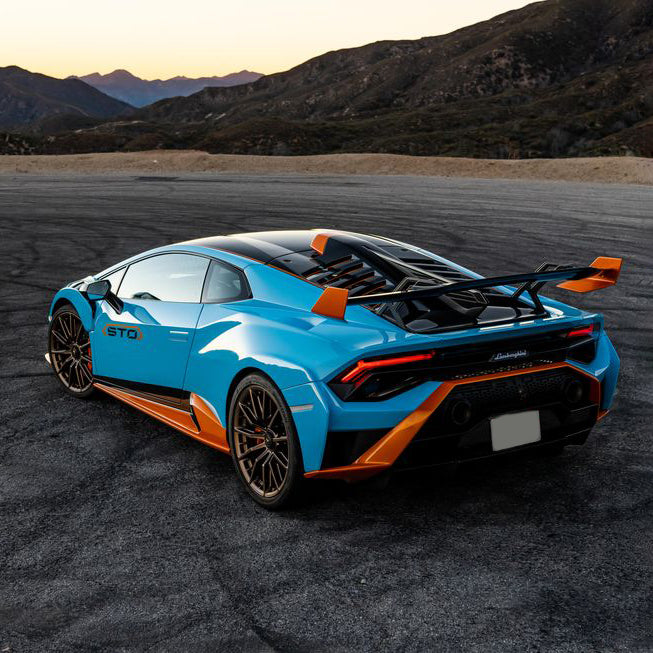 lamborghini-huracan-sto-zadniy-vid-dubai-rental