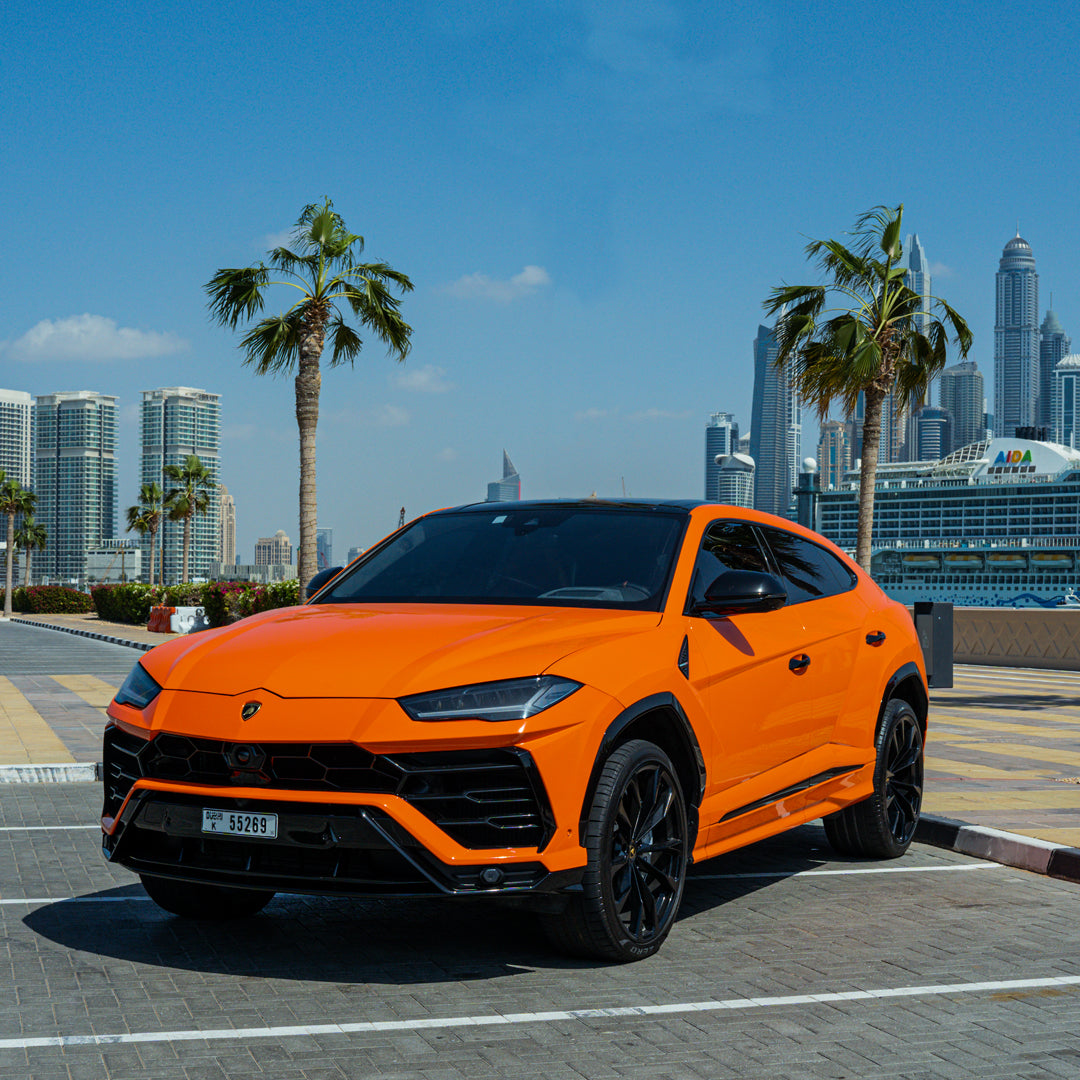 lamborghini-urus-na-ulicah-dubaya-rental