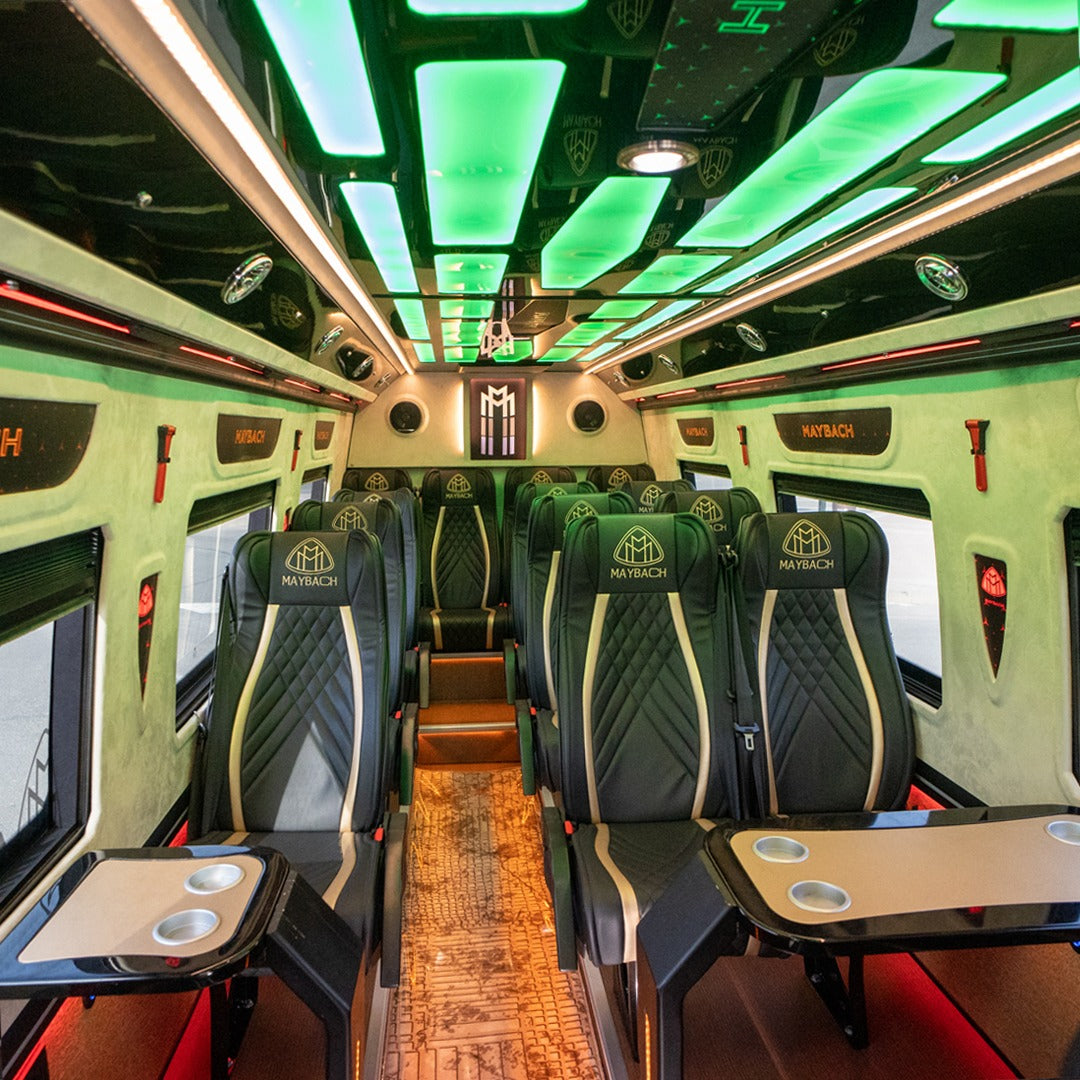 mercedes-sprinter-maybach-osveshchenie-salona-dubai-rental