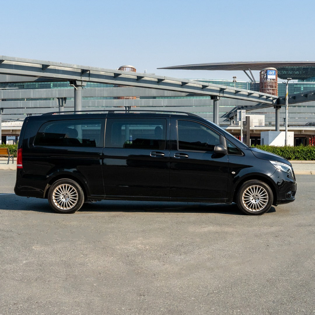 mercedes-vito-bokovoy-vid-dubai-rental