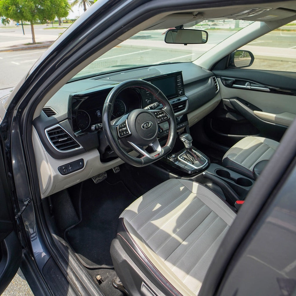 multimedia-kia-seltos-dubai-rental