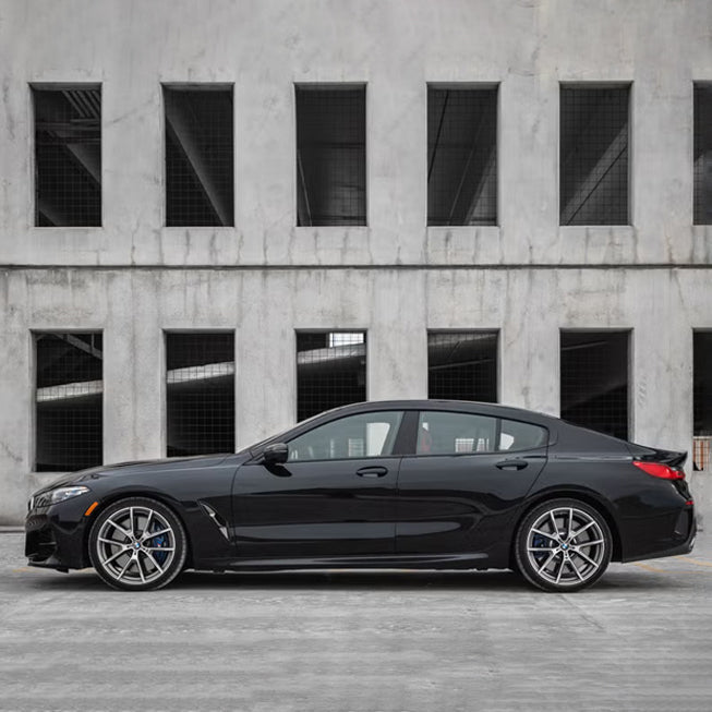 prokat-bmw-m840i-bokovoy-vid-dubai-rental