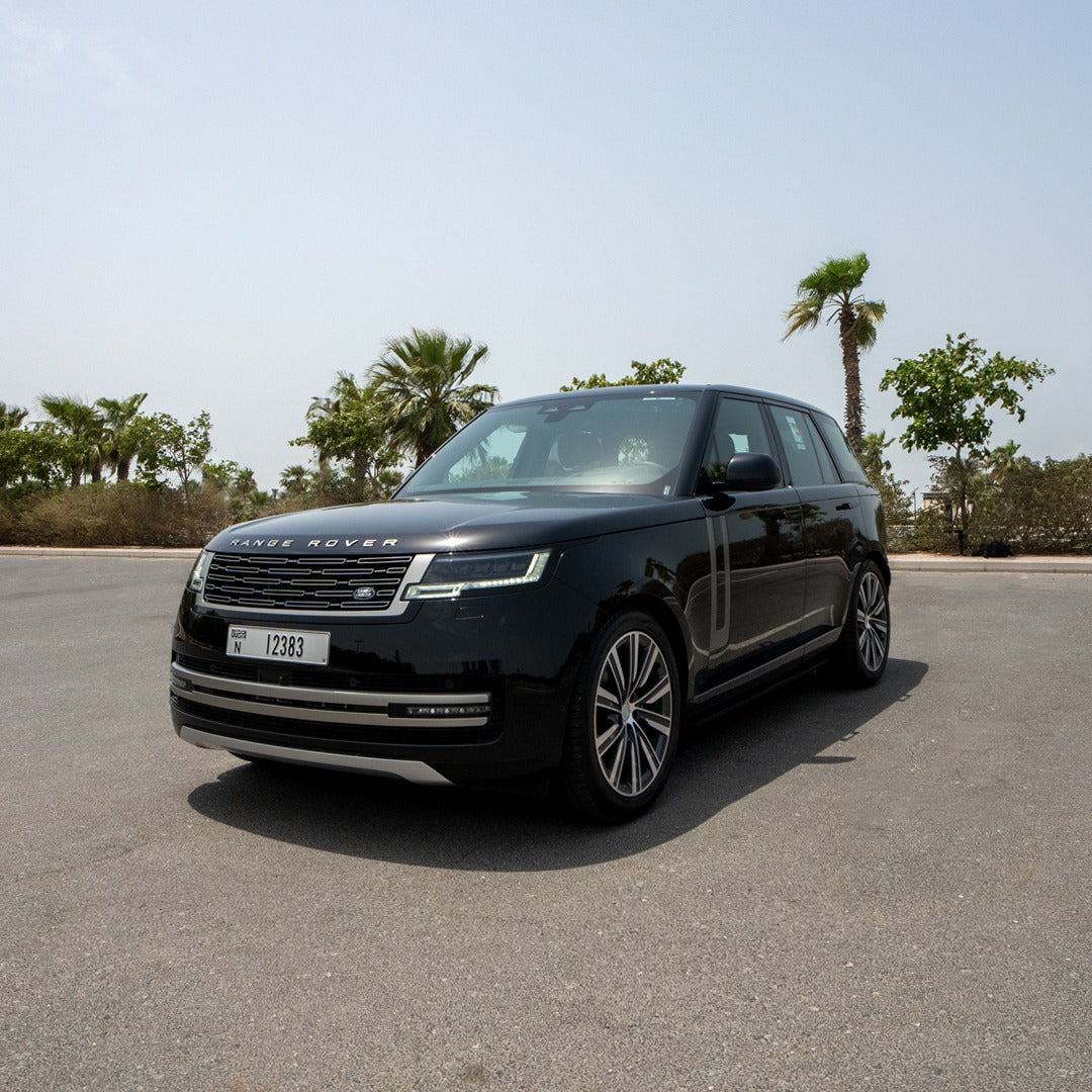 range-rover-vogue-na-dorogah-dubaya-rental