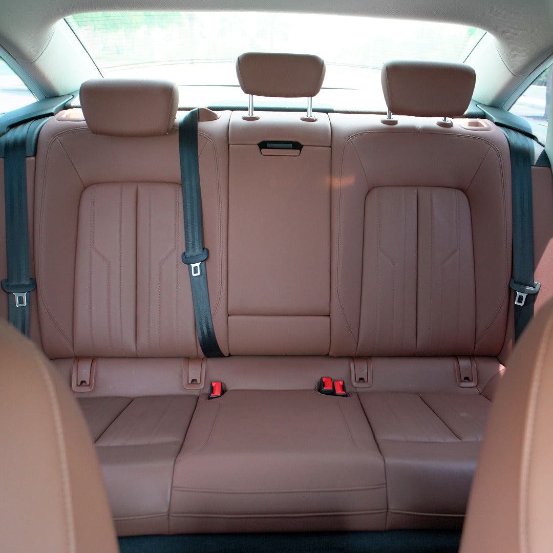 salon-audi-a6-sidenya-dubai-rental