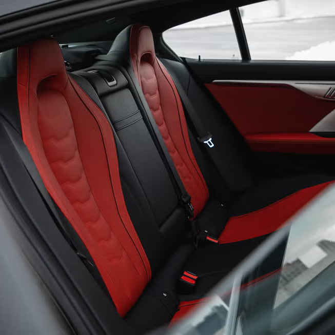 salon-bmw-m840i-kozhanie-sidenya-dubai-rental