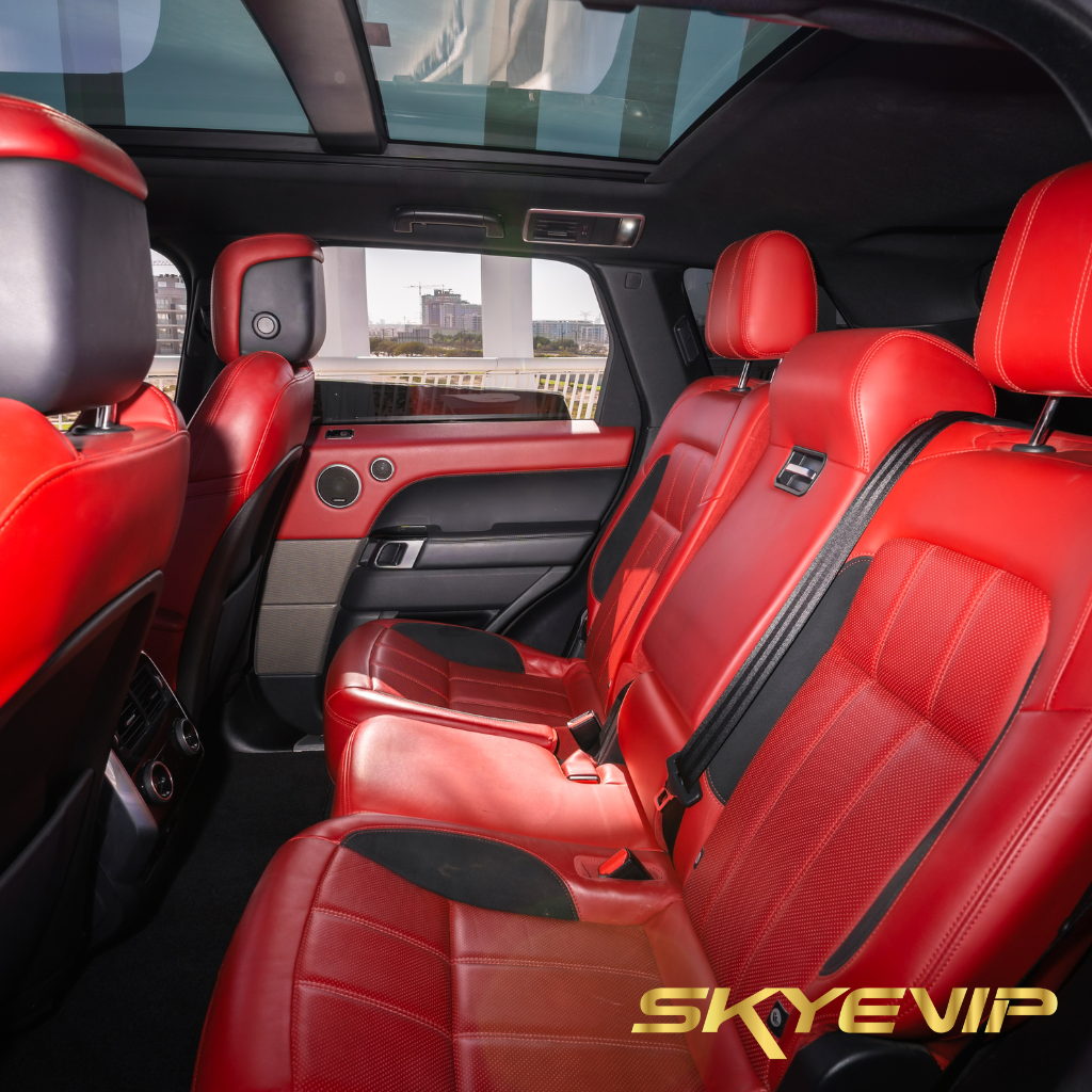 salon-range-rover-sport-kozhanye-sidenya-dubai-rental